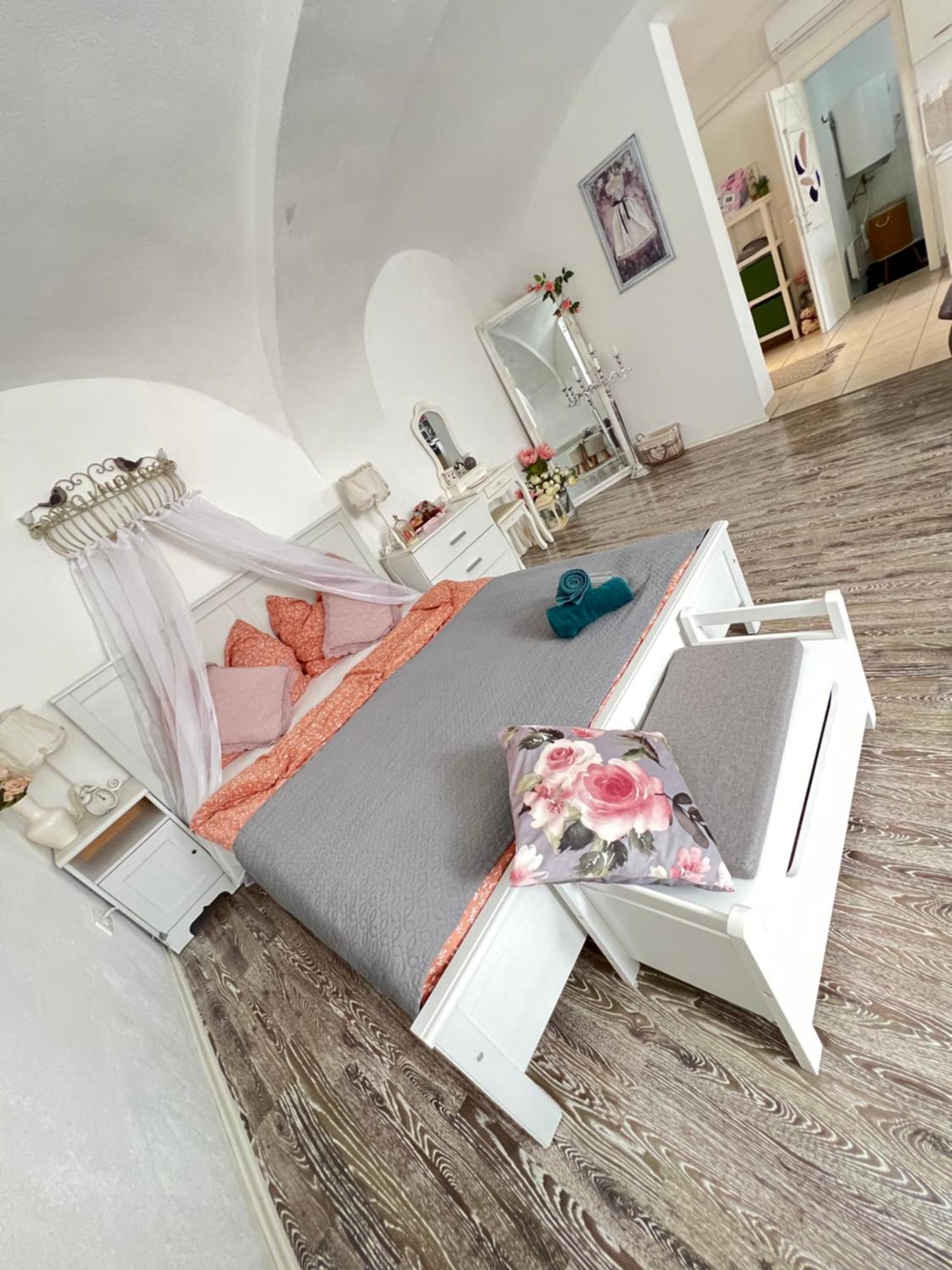 Korona Apartman Szekesfehervar Luaran gambar