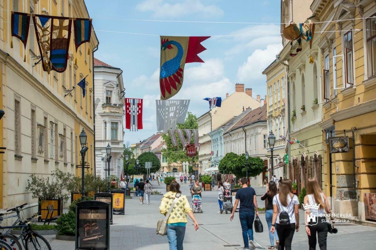 Korona Apartman Szekesfehervar Luaran gambar