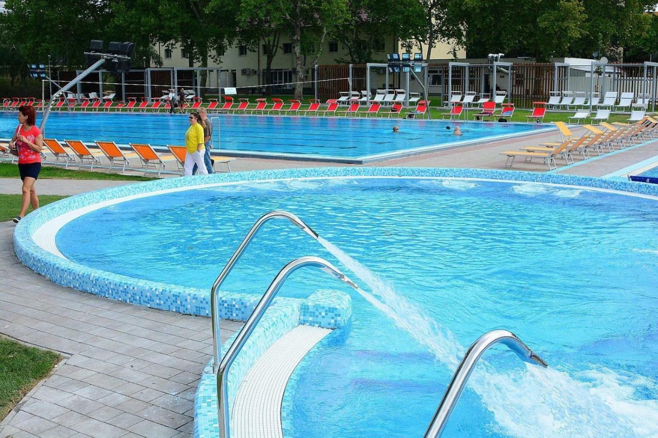 Korona Apartman Szekesfehervar Luaran gambar